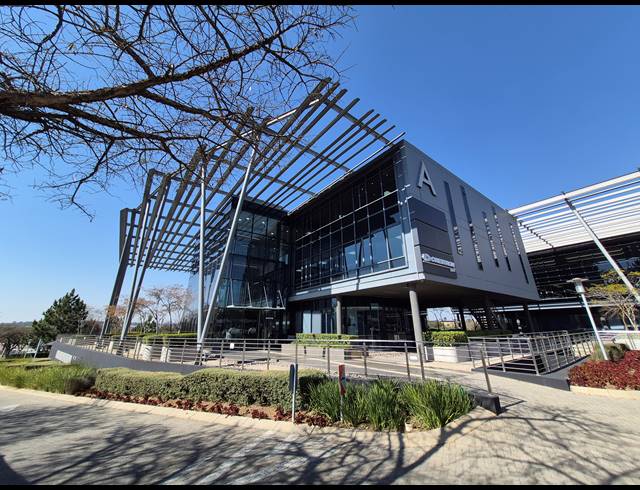 282M² OFFICE TO LET IN WOODMEAD